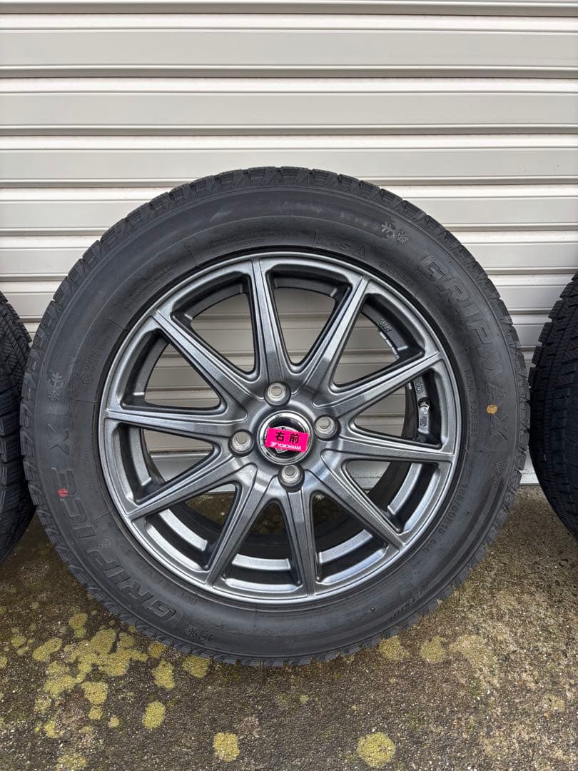 スタッドレスタイヤ４本セット　185/60/R15