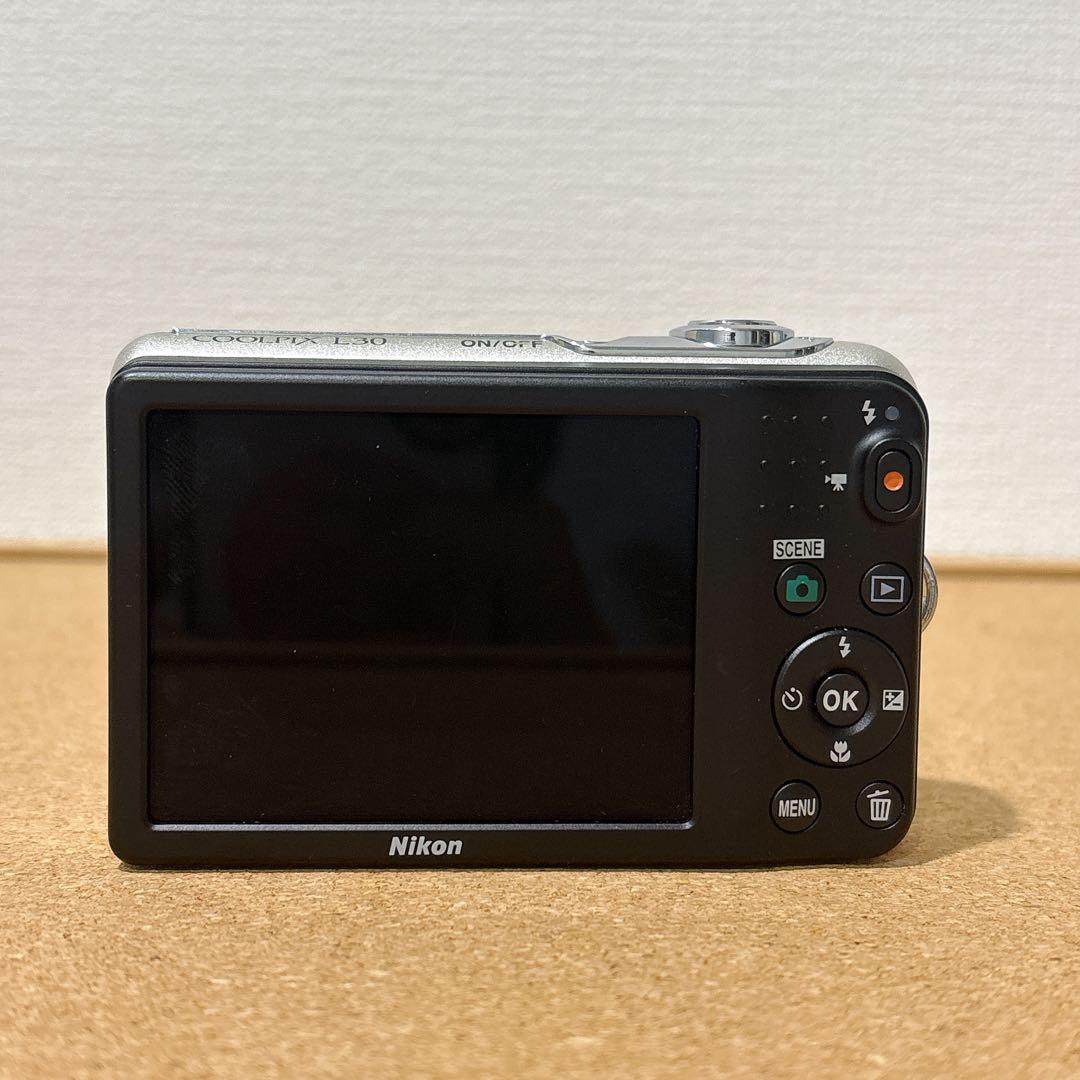 乾電池式/実写美⭕️良品【動作確認済】Nikon COOLPIX L30 - メルカリ