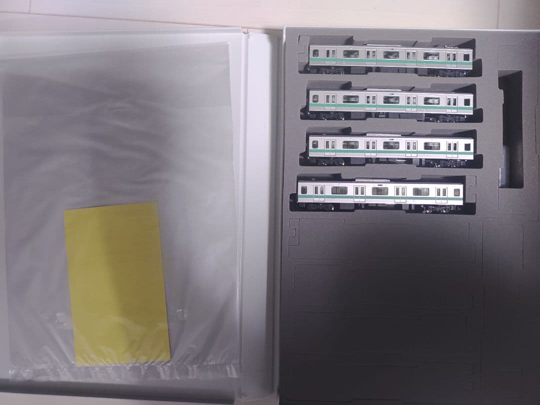 TOMIX E233系2000番台通勤電車 常磐線各駅停車