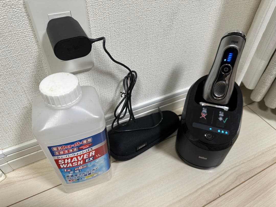 【洗浄器付き・動作確認済】ブラウン シリーズ9 2019年製 ※替刃なし Amazon | 【除菌洗浄器付き】 ブラウン シリーズ9 メンズ電気
