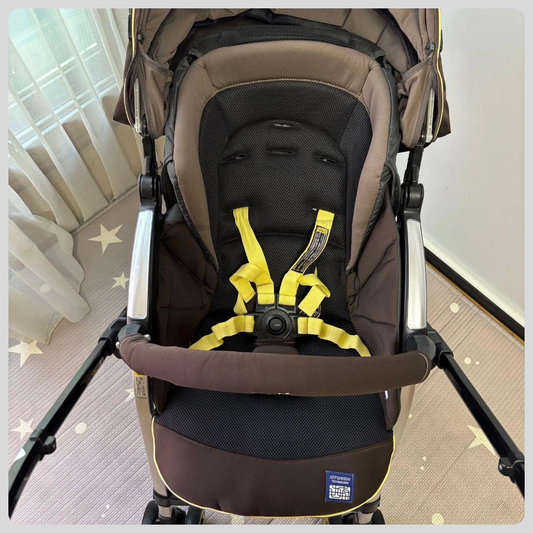 《美品❣️》コンビ 　ベビーカー　ネムリエ　オート4キャス UE-720