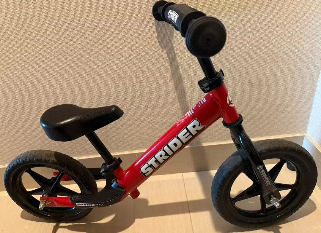 STRIDER バランスバイク レッド 12インチ - メルカリ
