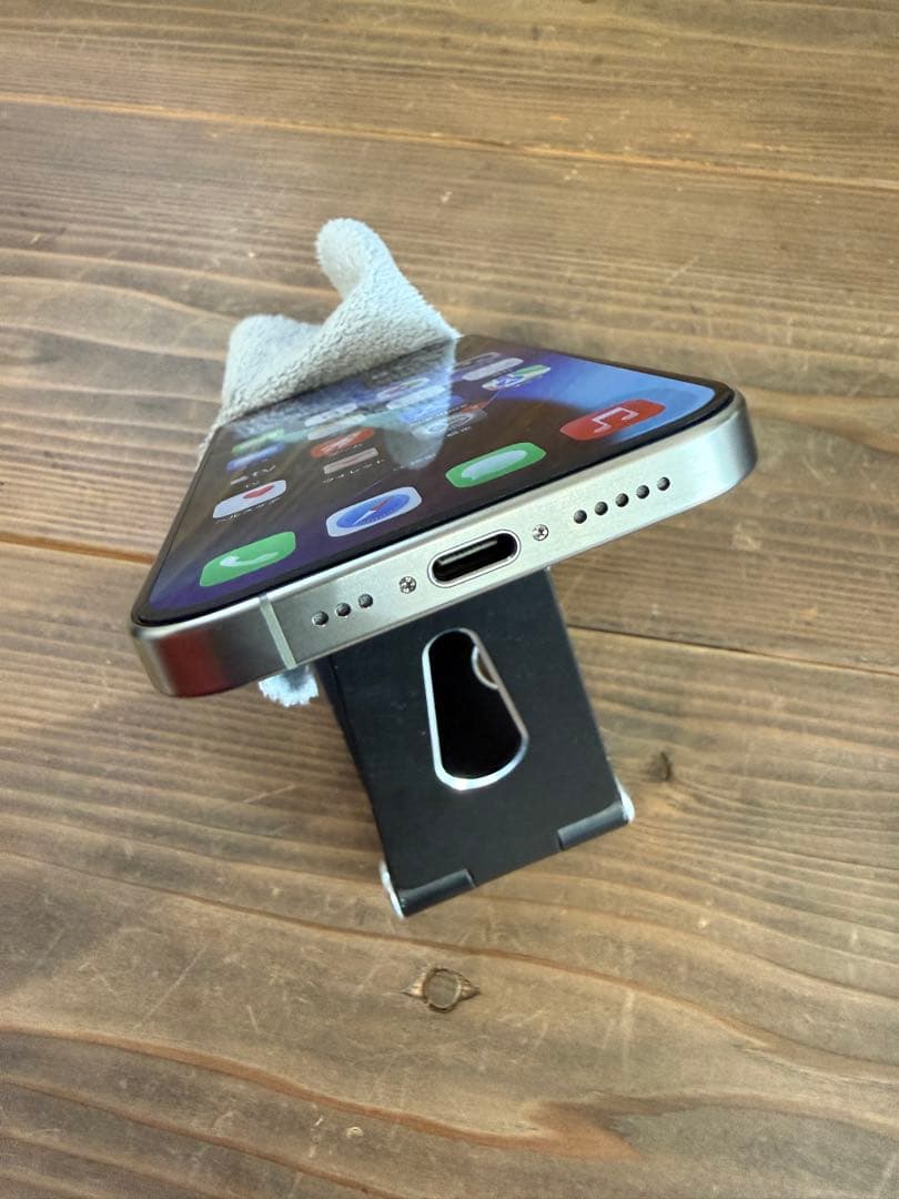 iPhone 15 Pro 128GB ナチュラルチタニウム バッテリー91%