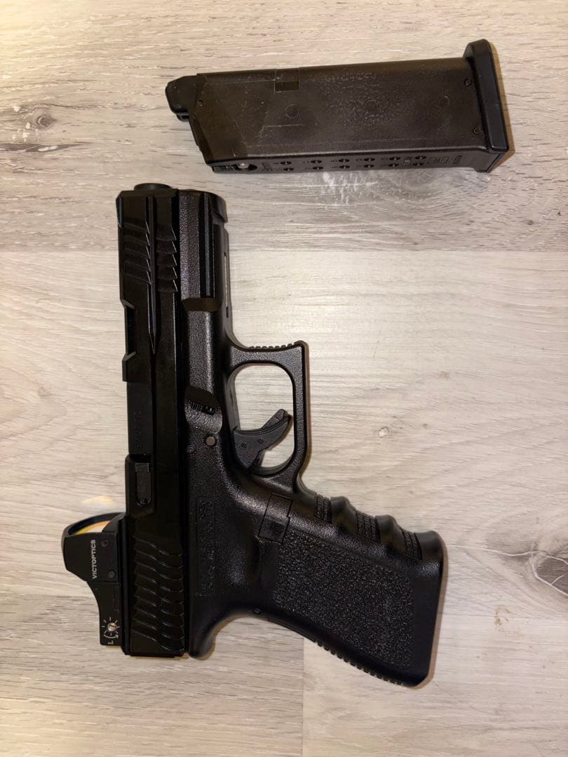 東京マルイ　Glock19 gen3 ガスガンLayLax ガングニールスライド
