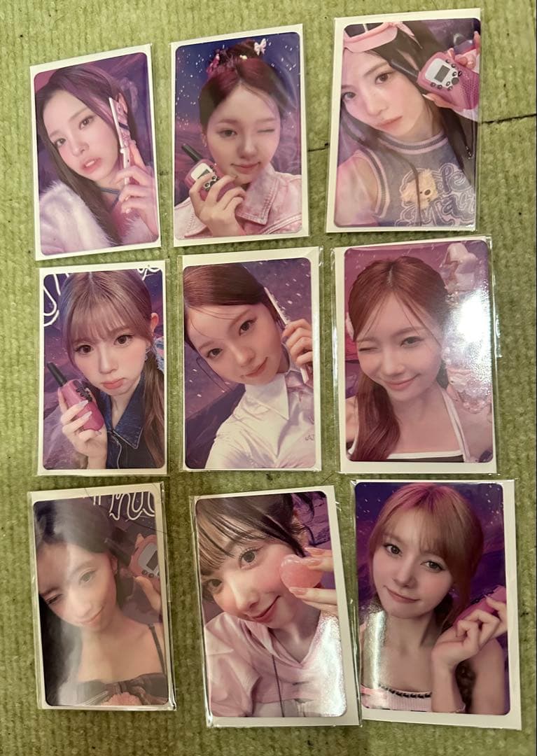 NiziU 直筆サイン入り