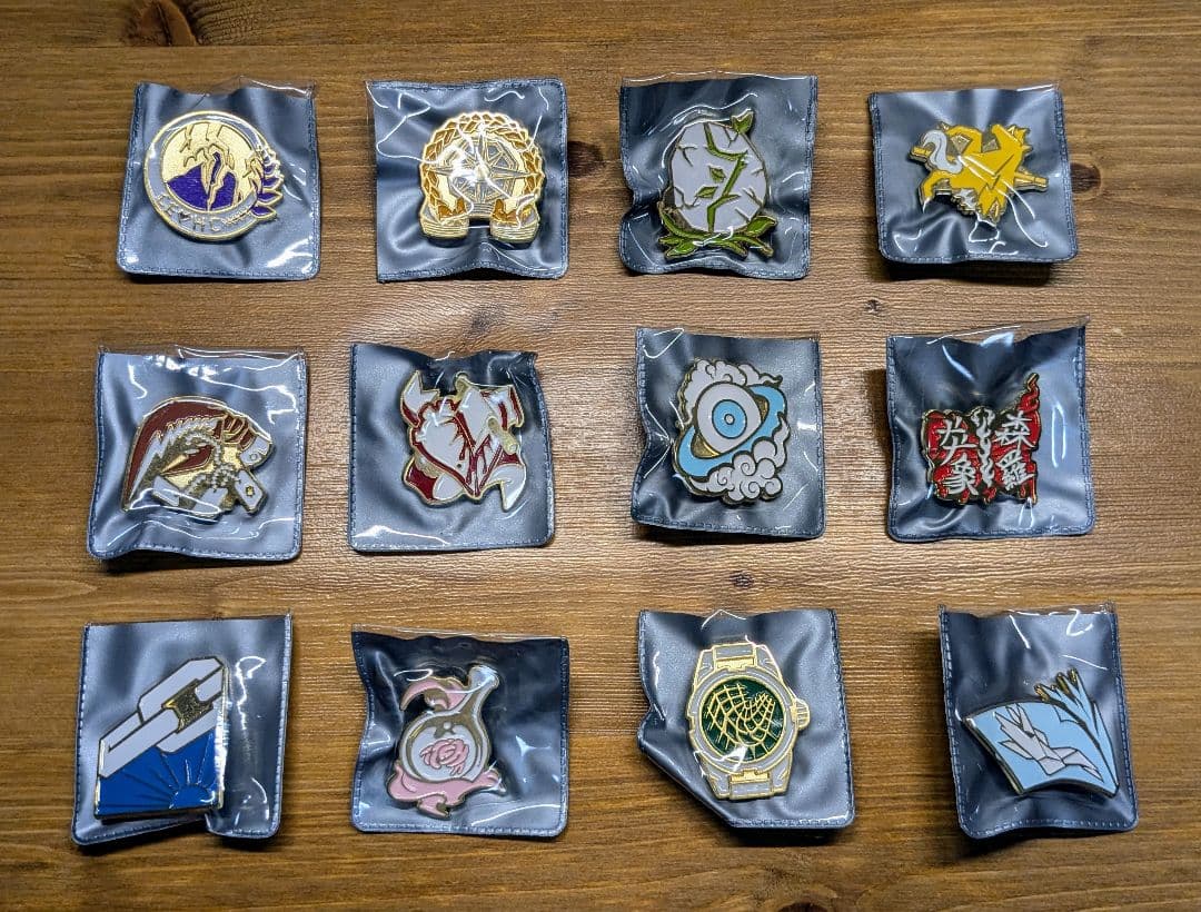 リンバスカンパニー囚人 ピンバッジ12個 コンプリートセット - メルカリ