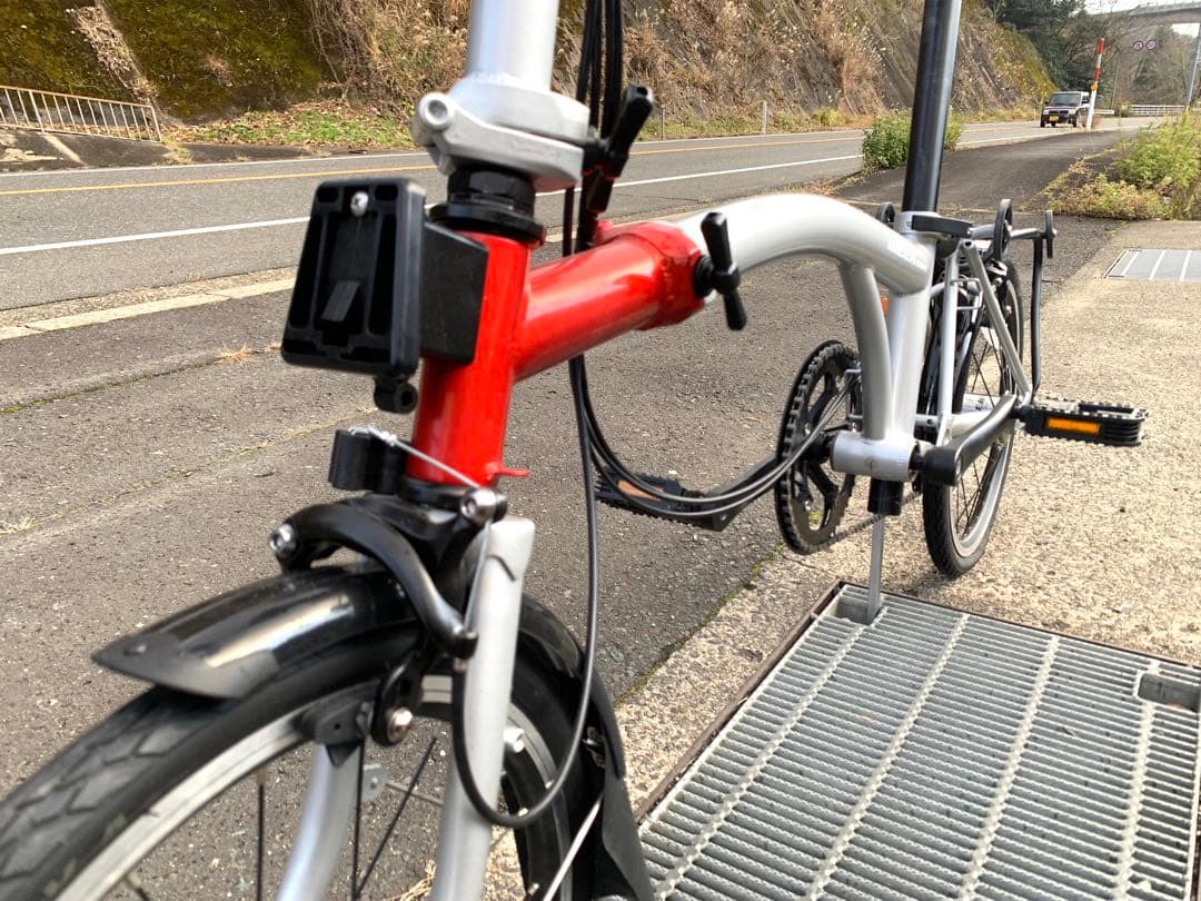 美品】未使用品 即乘 折り畳み転車 EIGHT ミニベロSRF3 内3速 16