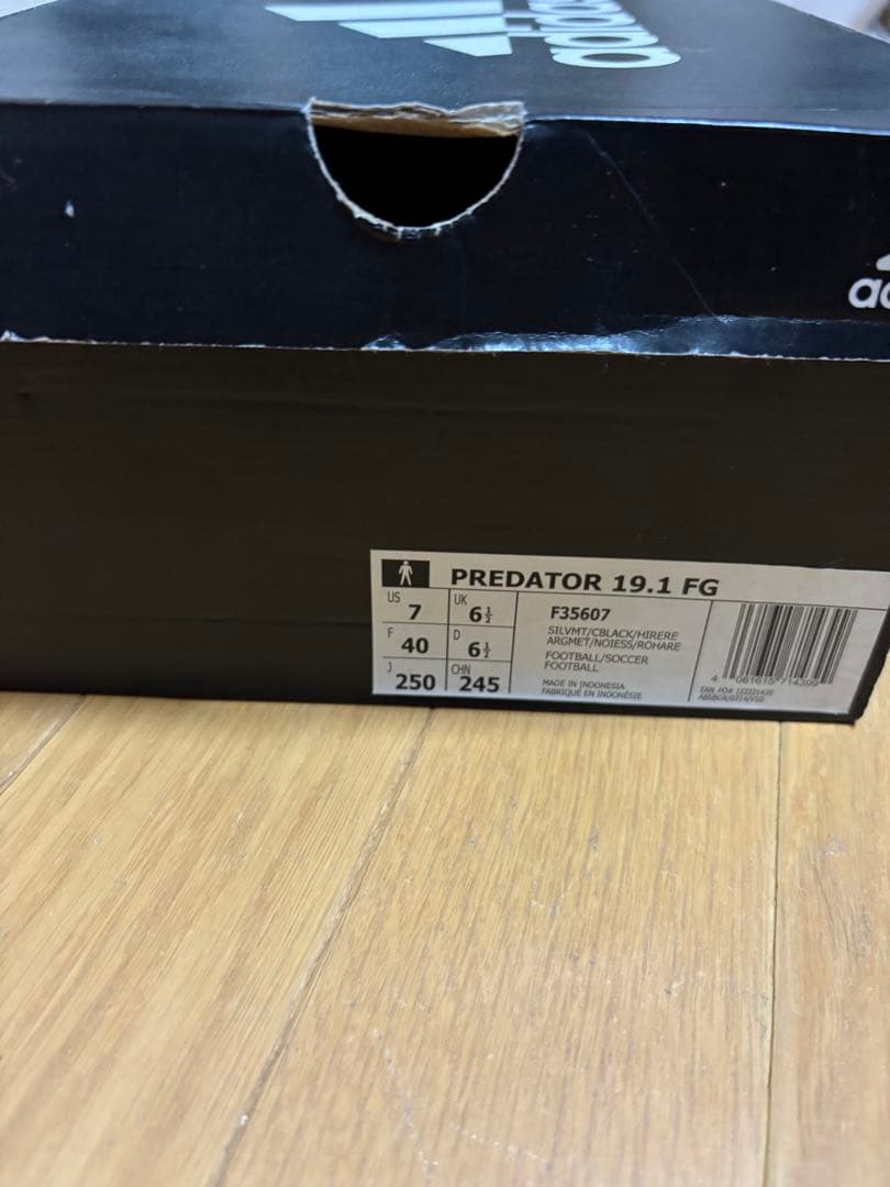 adidas プレデター19.1 FG/AG シルバー 25.0cm