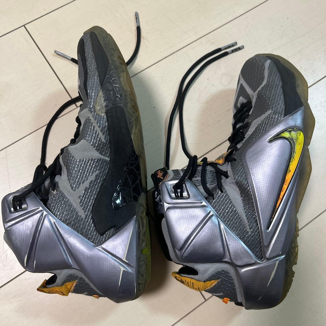激レア　Nike レブロンモデル　レブロン12 バッシュ 27.5cm