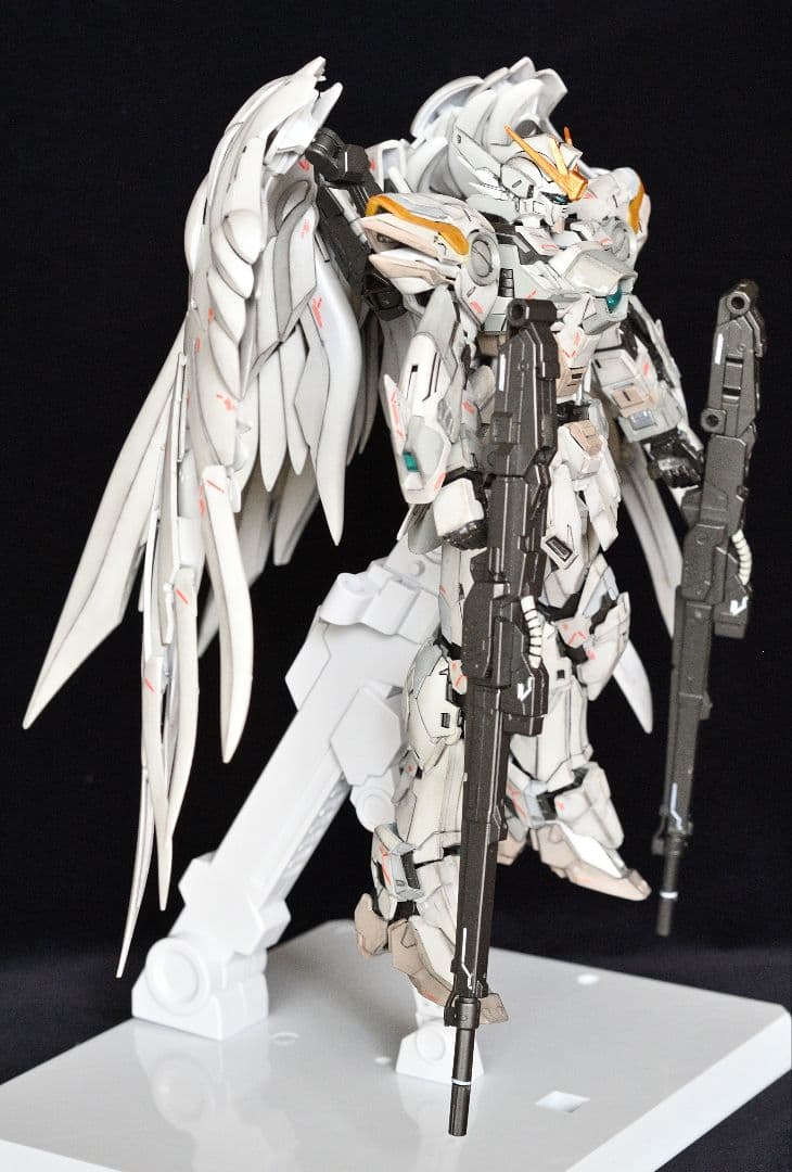 プラモデル日本未発売ウイングガンダムスノーホワイトプレリュード「白雪姫」