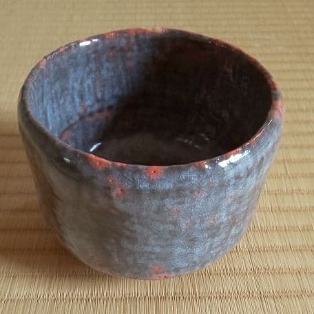 A 127 赤楽窯変茶碗 ・ 佐々木輝男造（共箱付き）
