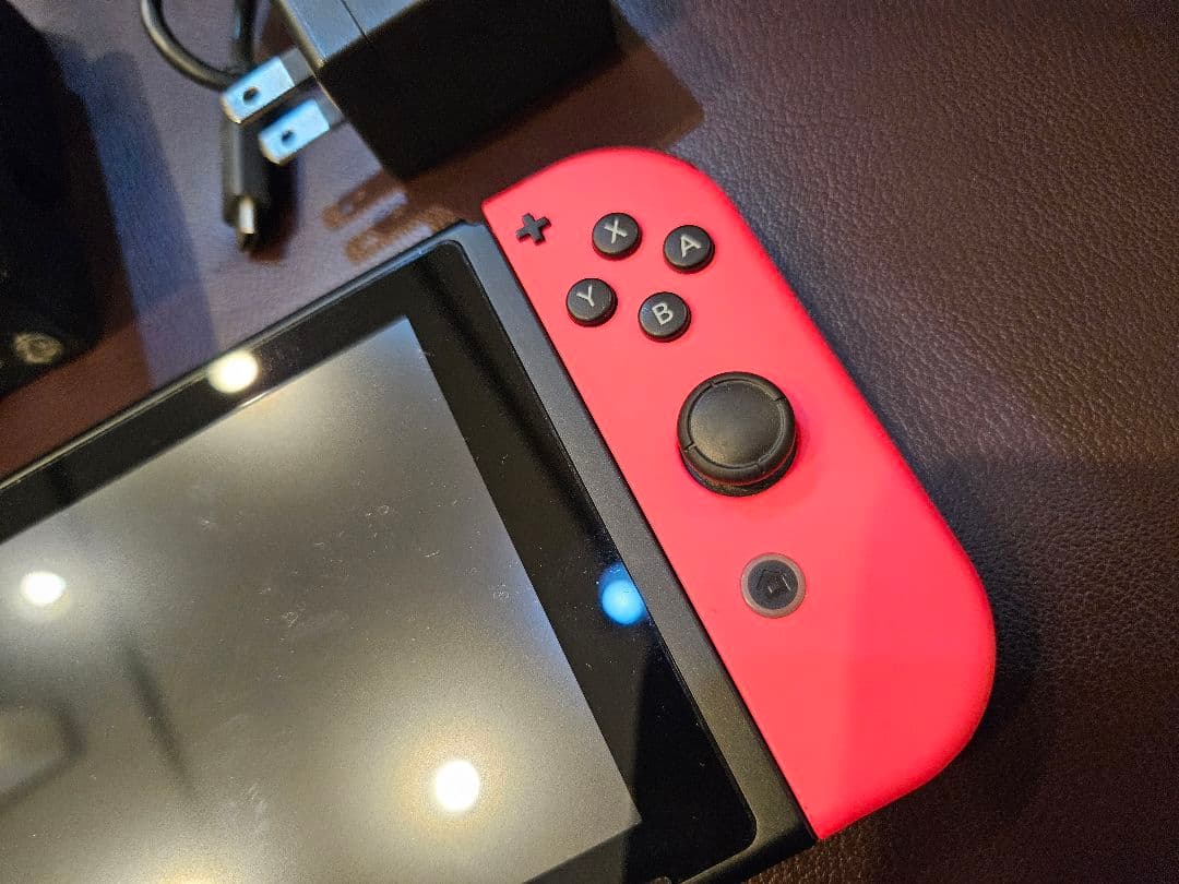 Nintendo Switch 本体ジョイコングリーン/レッド - メルカリ