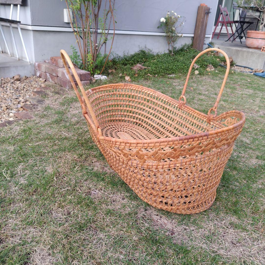アンティーク ベビーバスケット 昭和レトロ 日本製 ラタン 籐 かご
