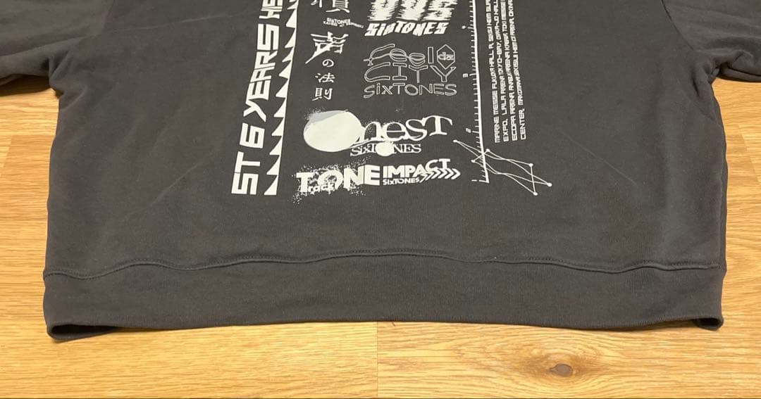 MILE SixTONESパーカー - メルカリ