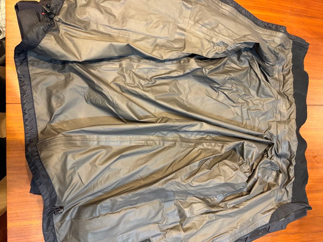 がまかつ GM-3546 ゴアテックスレインスーツ（ジャンク品）