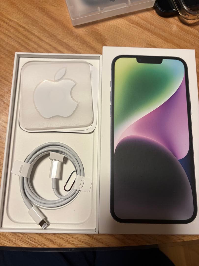 Apple iPhone 14 Plus ブラック 本体（カメラレンズ割れあり） - メルカリ