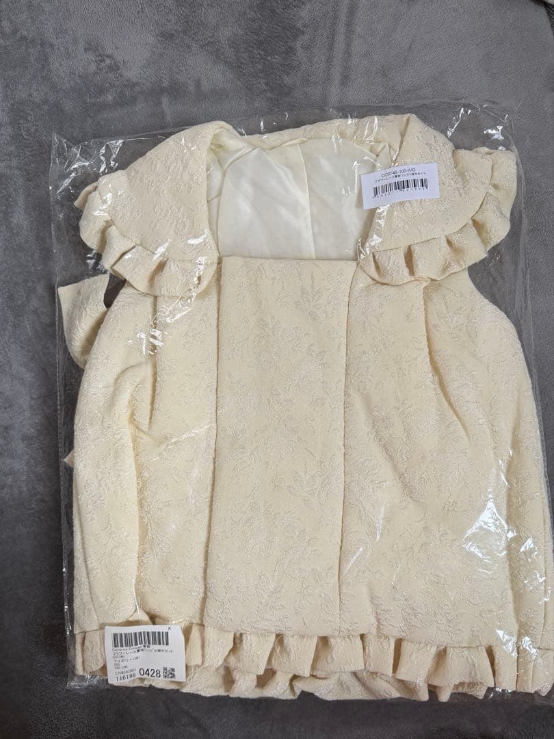 着用2時間だけ‼️七五三着物ワンピース＆被布セット ホワイト 3歳 4歳