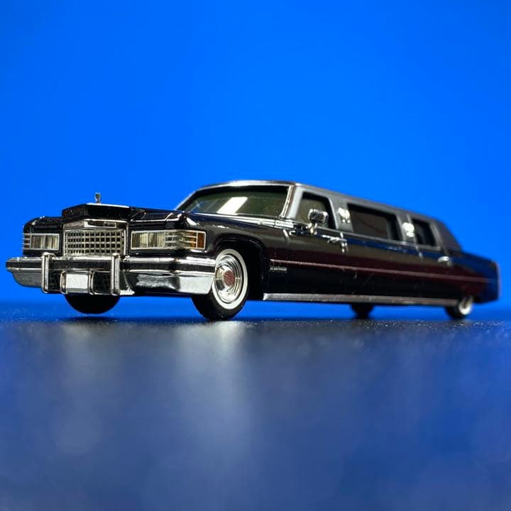 入手困難 1／43キャデラックリムジン