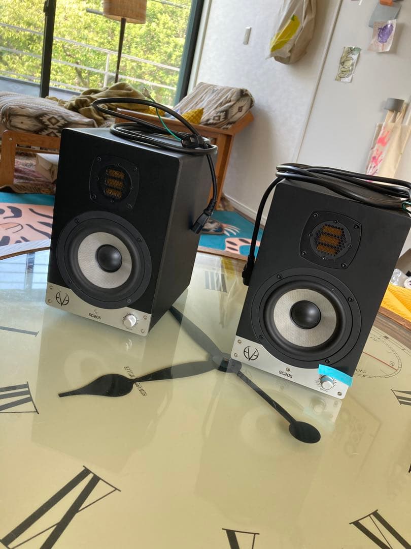 スタジオモニタースピーカー EVE AUDIO SC205 電源に難あり品 Amazon | 【正規輸入品】 EVE Audio SC205 アクティブモニター