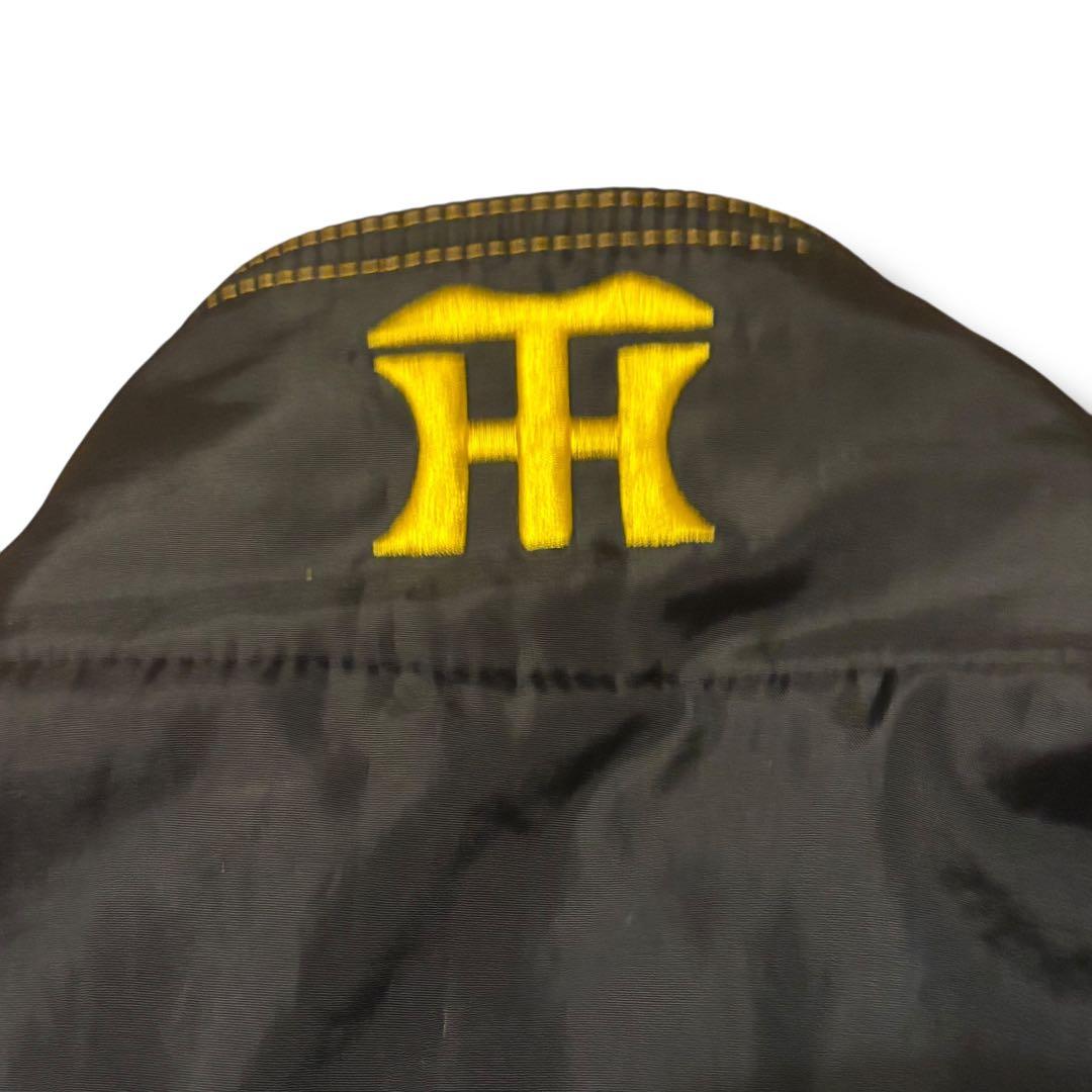 希少 阪神タイガース グランドコート XL 岡田監督 完売品 刺繍