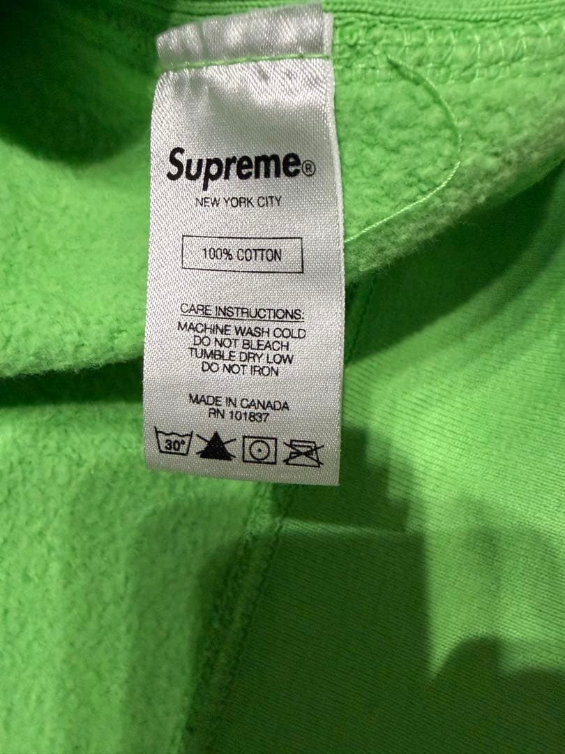 Supreme 刺繍ロゴ パーカー M ネオングリーン 正規品 - メルカリ