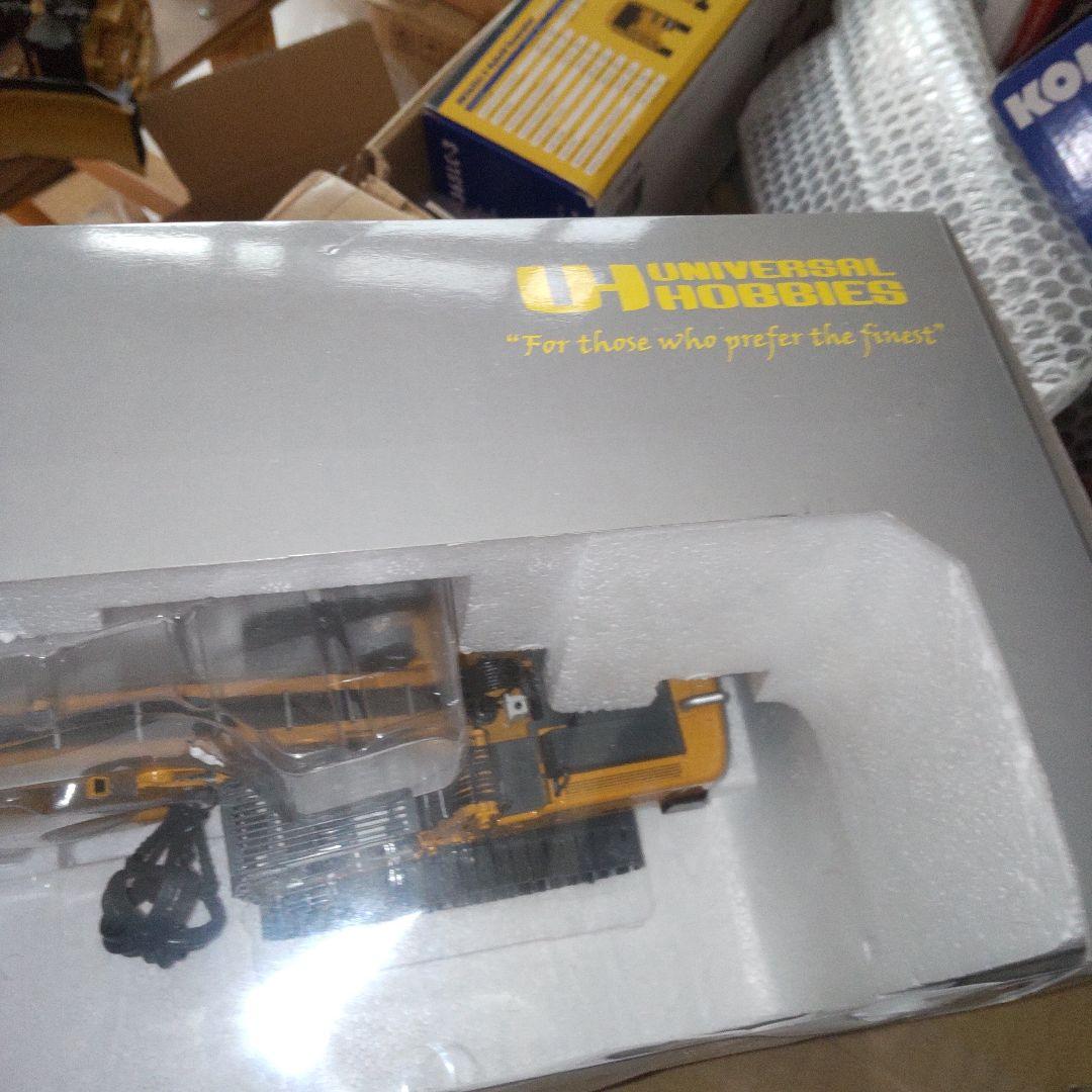 その他 Universal Hobbies Liebherr S944 1/50