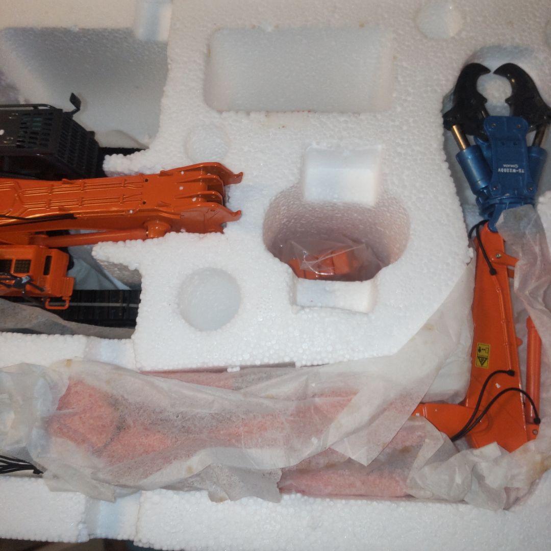 その他 Universal Hobbies Liebherr S944 1/50