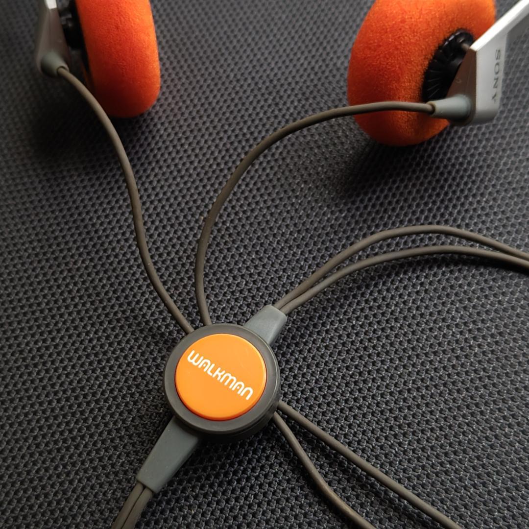 動作整備品】ソニー ステレオ ヘッドホン レトロヴィンテージ MDR-4L1S