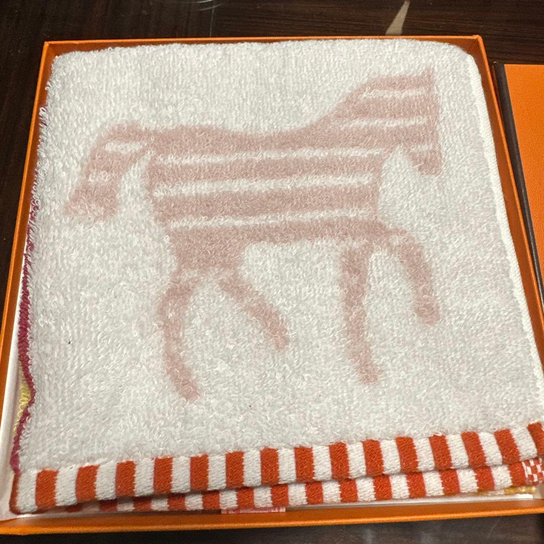 エルメス 馬 ハンカチタオル カレ - メルカリ