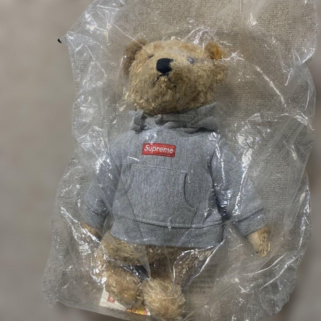 新品未開封supreme steiff boxlogo Teddy bear FW18 Supreme Steiff Bear - Box Logo ボックスロゴ テディベア