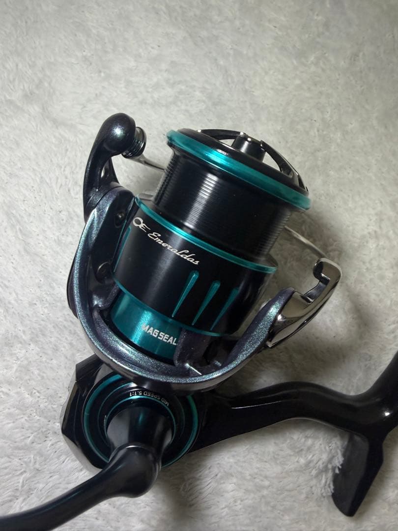 Daiwa 23エメラルダスRX FC LT 2500S OH済みフルベアリング - メルカリ