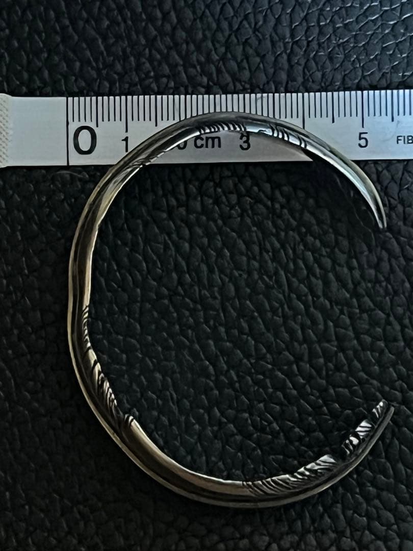 SAAD サード ブロンズライン シルバー 925 フェザー バングル - メルカリ