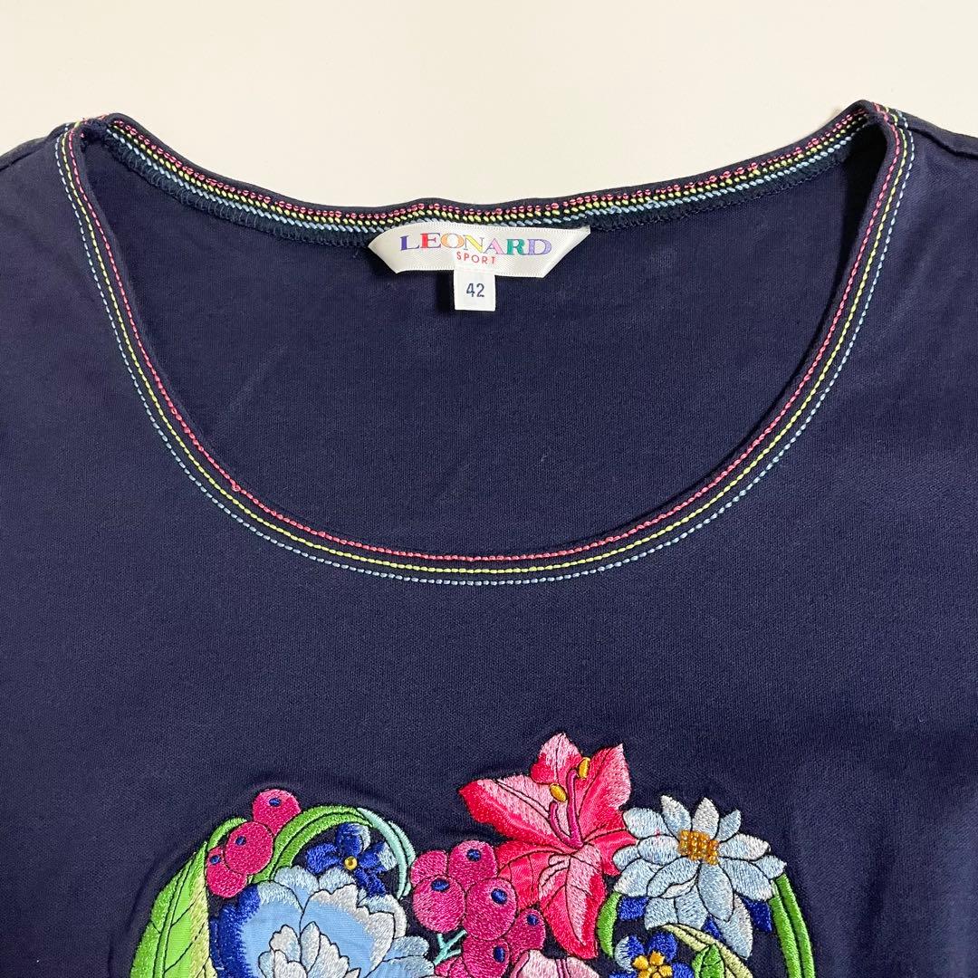 LEONARD レオナール 半袖 Tシャツ ハート 花柄 刺繍 ビジュ 42 - メルカリ