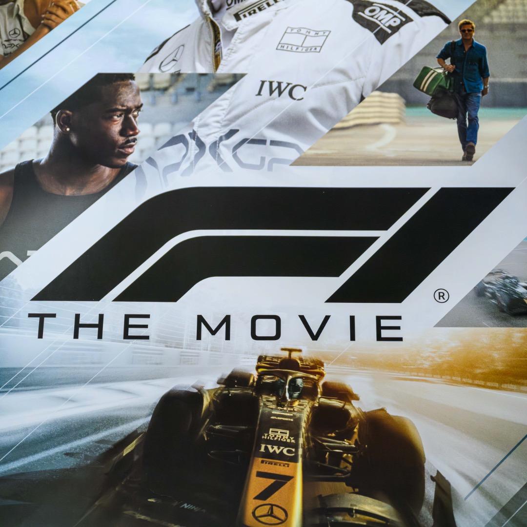 映画館用両面ポスター】F1/エフワン ブラピ - メルカリ