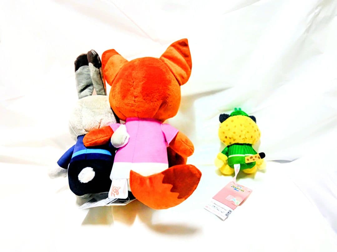 ズートピア2まとめ売り　ぬいぐるみ　リュック　ポーチ　大きな毛布　11点セット