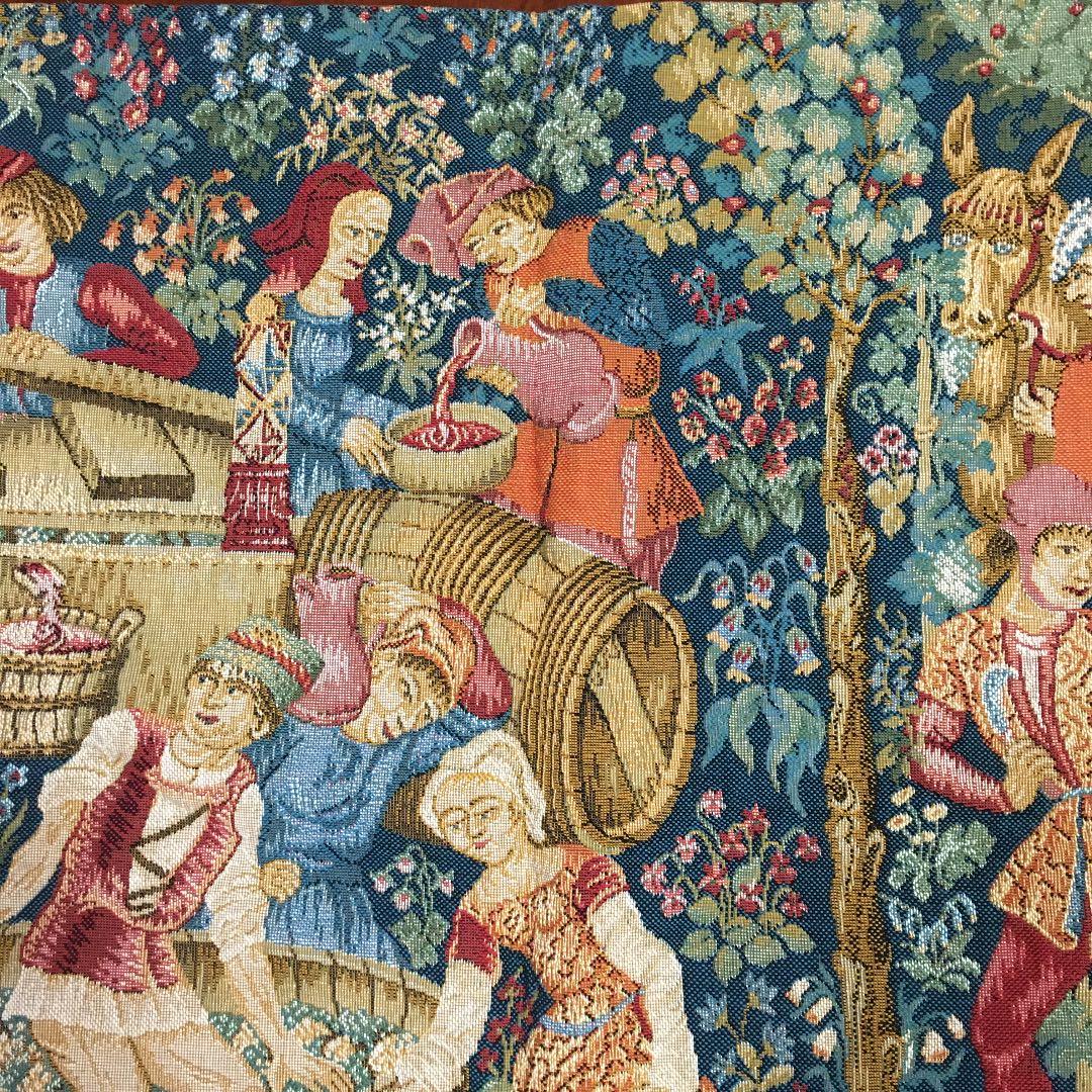 タペストリー　約71cm×約121cm