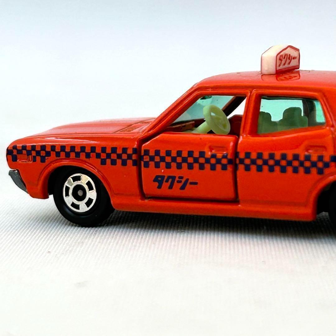 トミカ 黒箱 28 ニッサン セドリック タクシー 蛍光オレンジ色 日本製