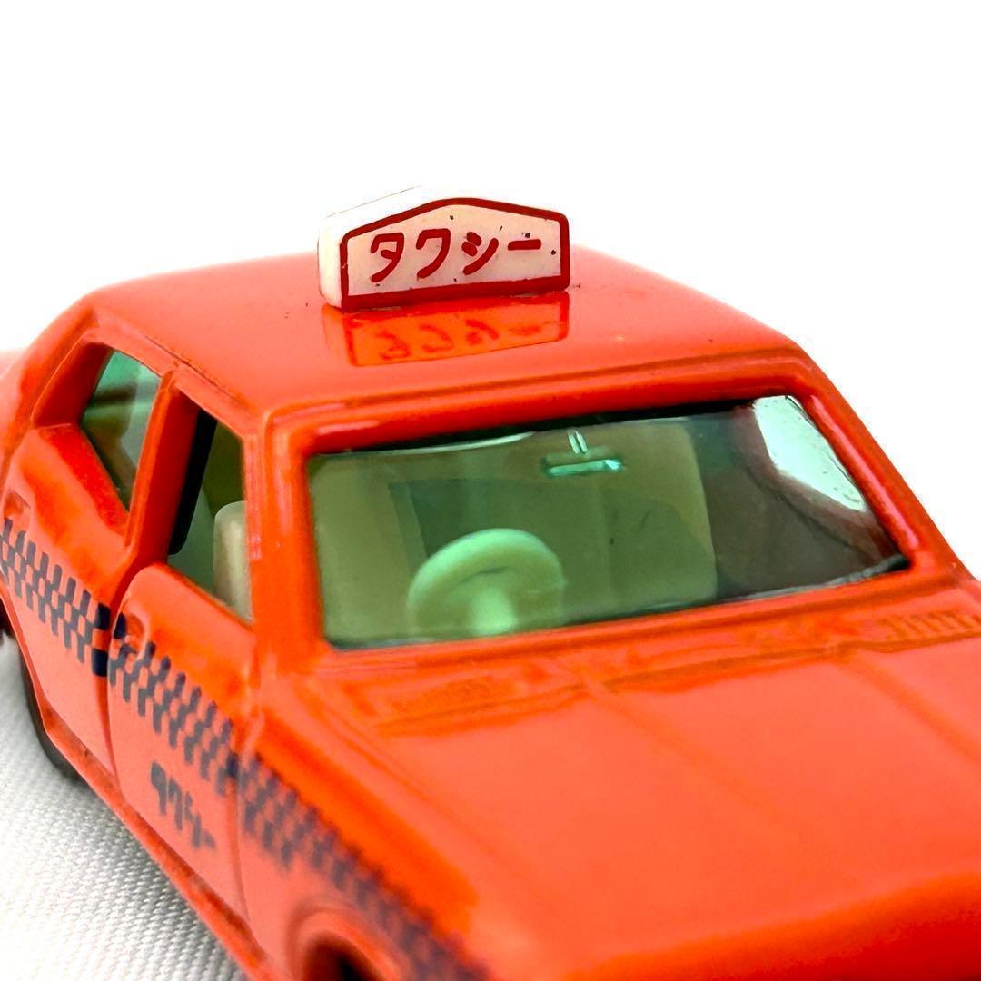 トミカ 黒箱 28 ニッサン セドリック タクシー 蛍光オレンジ色 日本製