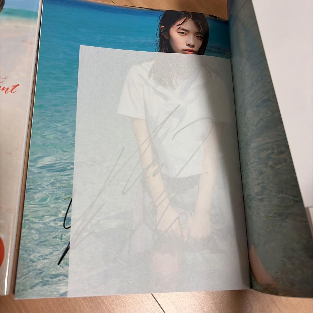 菊地姫奈 写真集「Moment」 サイン入り+未開封 2冊 - メルカリ