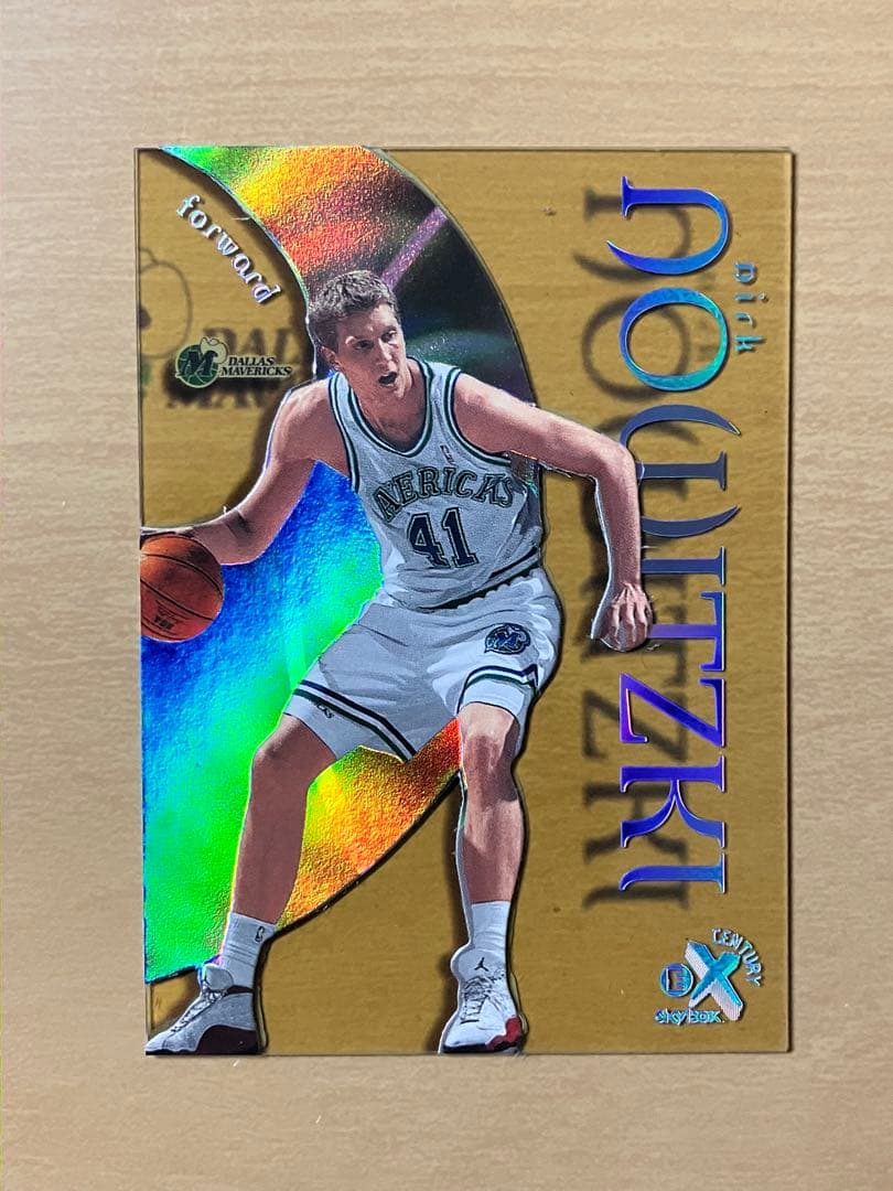 NBA HOF DIRK NOWITZKI RC EX CENTURY #68 - メルカリ