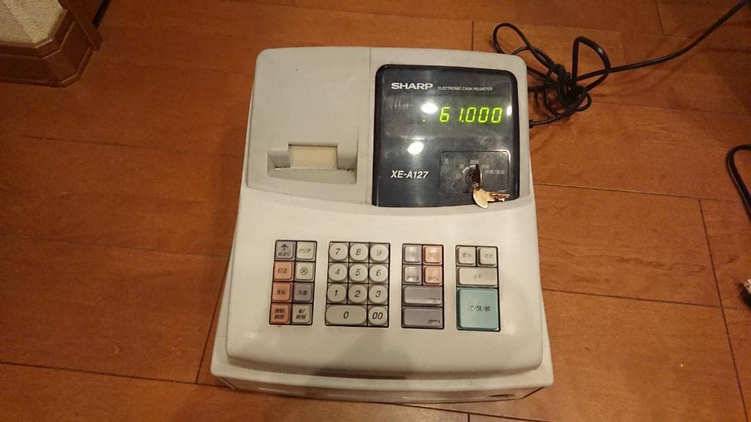 SHARP 電子レジスター XE-A127 店舗用品 レジ ドロワーキー無し - メルカリ