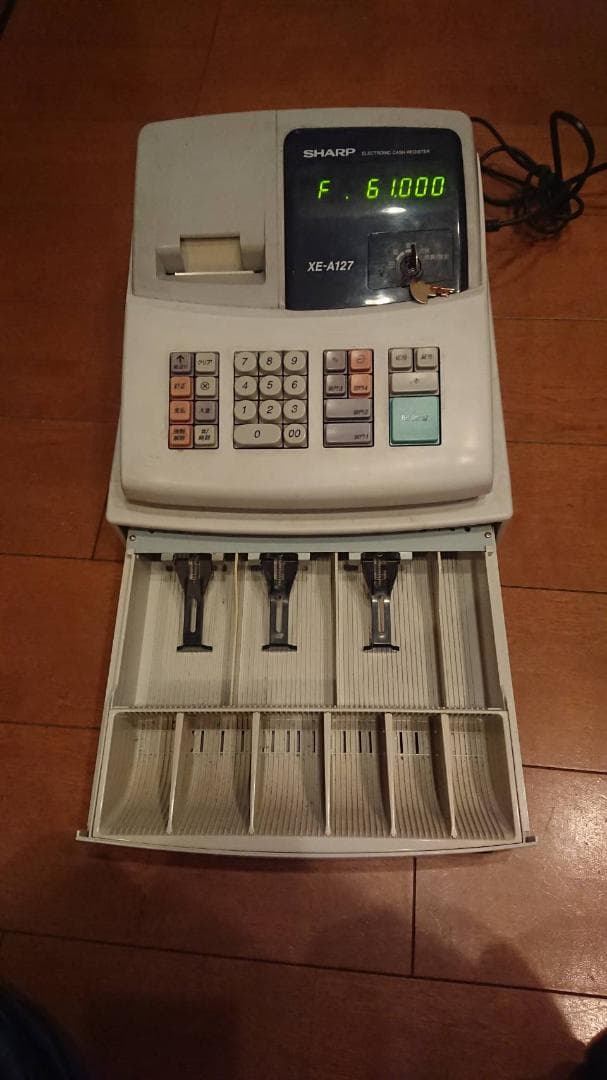 SHARP 電子レジスター XE-A127 店舗用品 レジ ドロワーキー無し - メルカリ