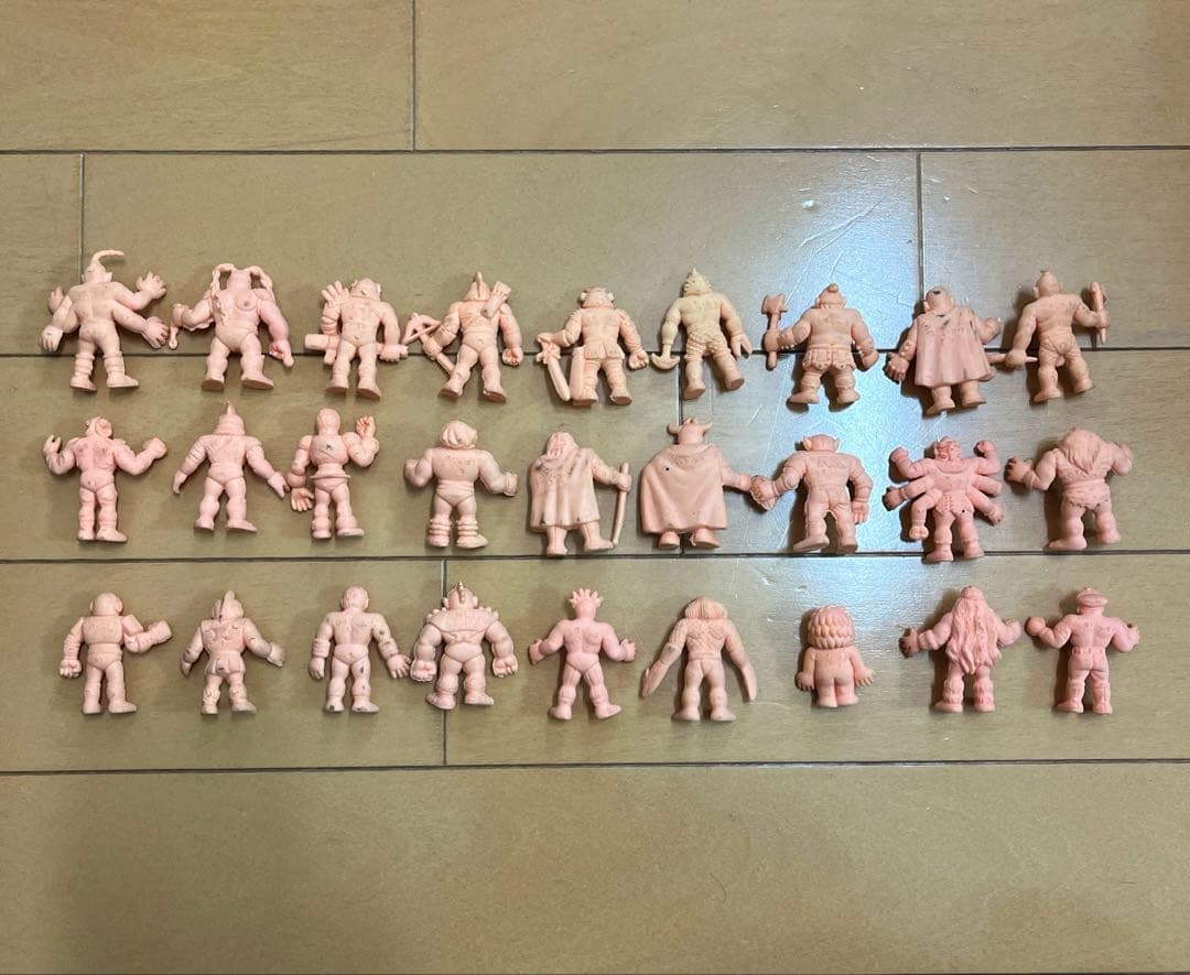 【希少レア】キン消し キン肉マン 宇宙野武士 消しゴム27体 肌色 当時物