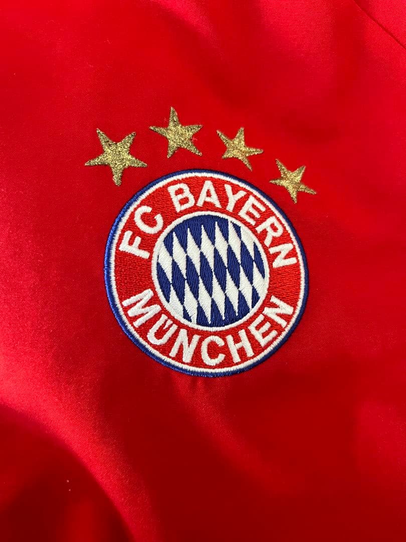 アディダス バイエルンミュンヘン トラックジャケット ウィンド