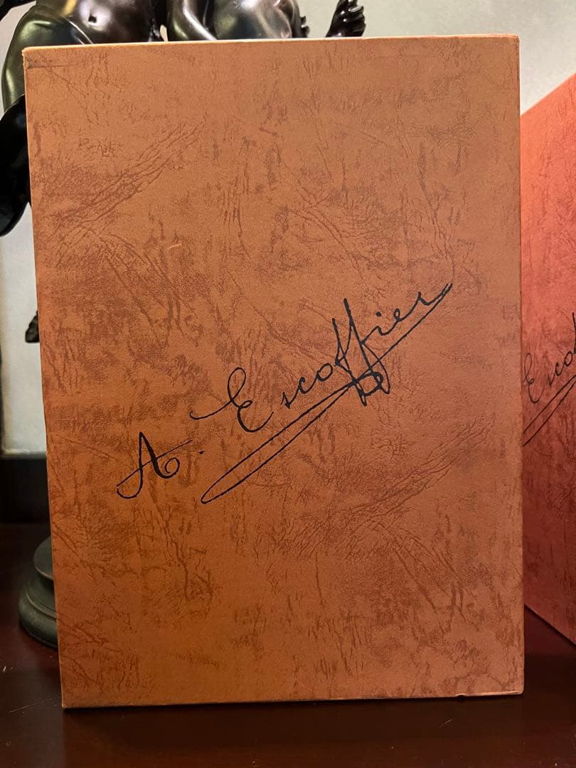 エスコフィエの料理600（全5巻）LE GUIDE CULINAIRE 600 - メルカリ