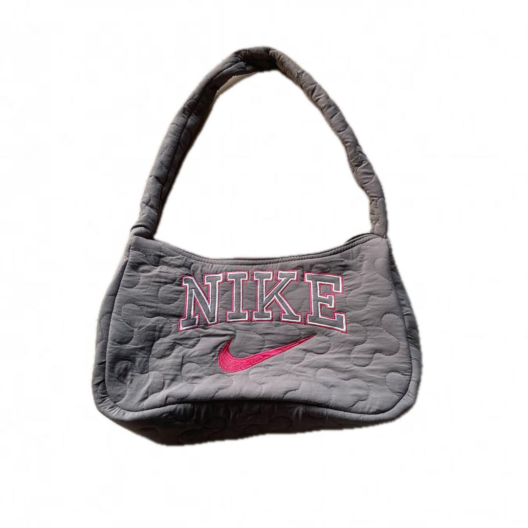 NIKE リメイク バッグ ナイキ 再構築 古着 グレー ピンク - メルカリ