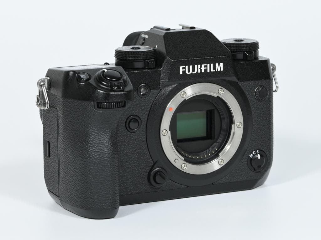 【超美品】 フジフイルム　FUJIFILM X-H1 ボディ《ショット数541》