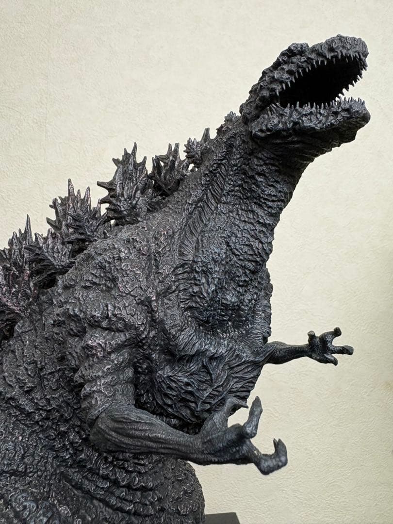 東宝30cmシリーズ ゴジラ 日比谷スクエア 箱無し現状品 - メルカリ
