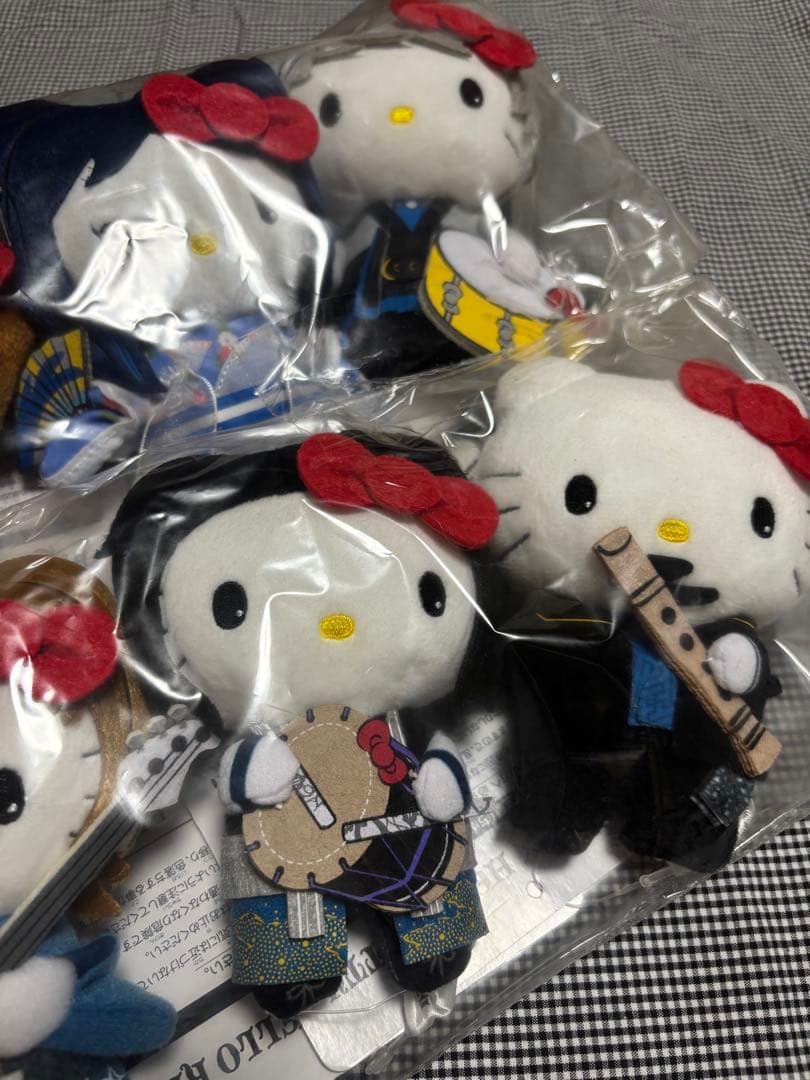 【新品・未開封】和楽器バンド　ハローキティ　コラボ　ぬいぐるみ8個セット