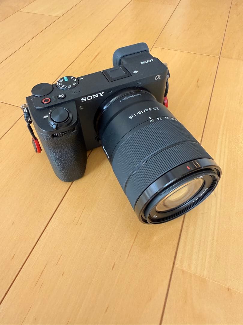 18-135mm F3.5-5.6 OSS Eマウント［SEL18135］